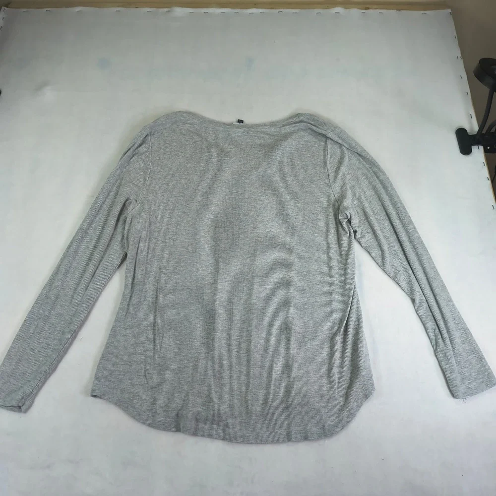 Cabi Ribbed Knit‎ Long Sleeve Top Minimalist Basic Capsule Wardrobe Soft Stretch